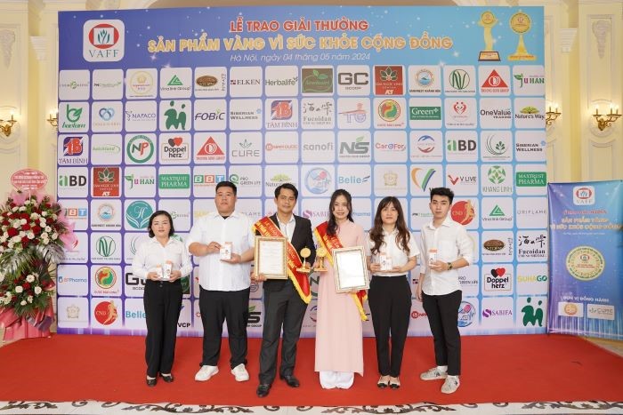 Thuận Gia Vinh Dự Nhận 2 Cúp Vàng Tại Chương Trình “Sản Phẩm Vàng Vì Sức Khỏe Cộng Đồng” Năm 2024